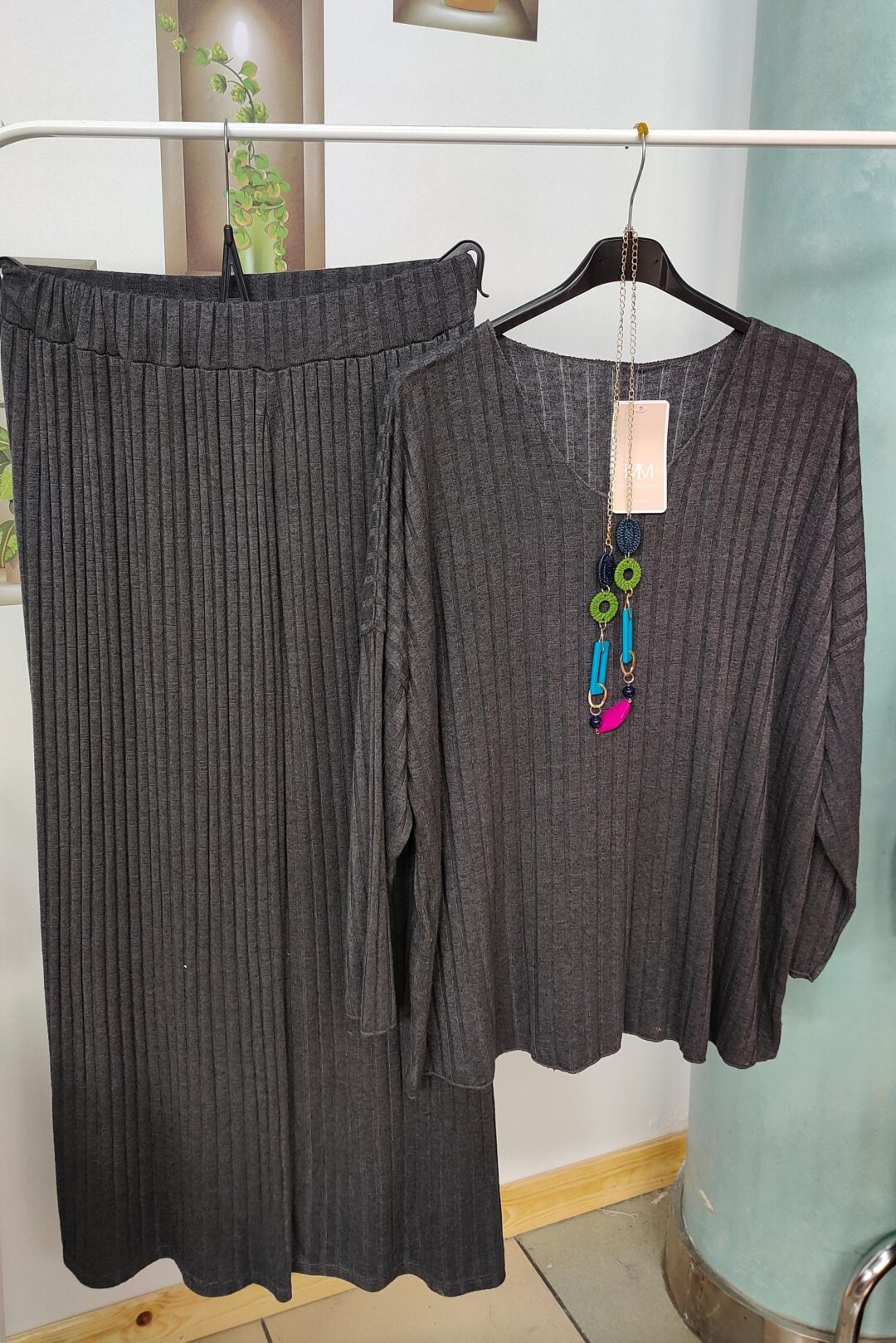 CONJUNTO - Imagen 4
