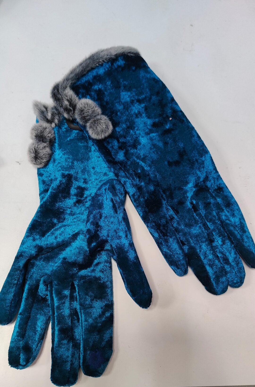 GUANTES DE TERCIOPELO - Imagen 3