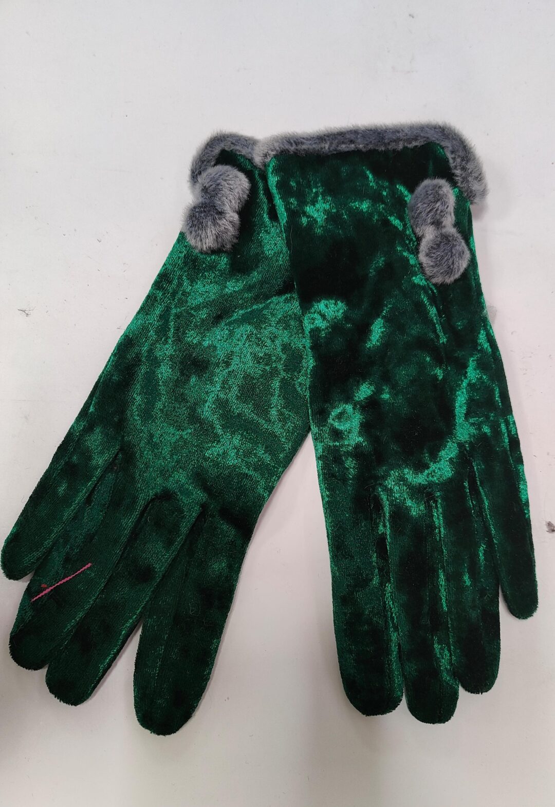 GUANTES DE TERCIOPELO - Imagen 2